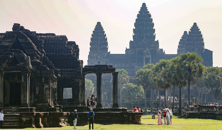 Int’l tourists to Cambodia’s Angkor down 3.47 pct in first 11 months of 2025
